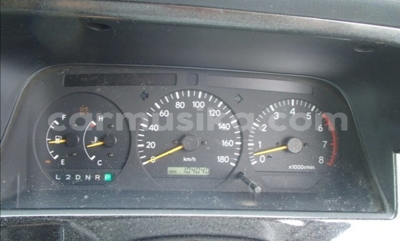 Acheter Occasion Voiture Toyota Hiace Blanc à Beitbridge, Matabeleland South Acheter Occasion Voiture Toyota Hiace Blanc à Beitbridge, Matabeleland South