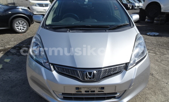 Acheter Occasion Voiture Honda Fit Gris à Beitbridge, Matabeleland South Acheter Occasion Voiture Honda Fit Gris à Beitbridge, Matabeleland South