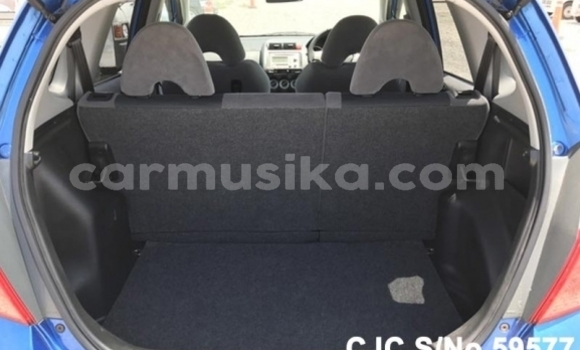 Buy Used Honda Fit Blue Car in Beitbridge in Matabeleland South Buy Used Honda Fit Blue Car in Beitbridge in Matabeleland South