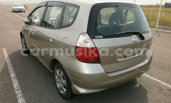 Tenga Tsaru Honda Fit Sirivha Mota in Beitbridge in Matabeleland South