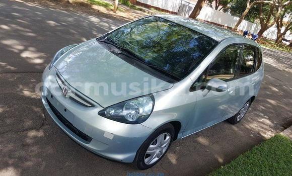 Buy Used Honda Fit Green Car in Beitbridge in Matabeleland South Buy Used Honda Fit Green Car in Beitbridge in Matabeleland South