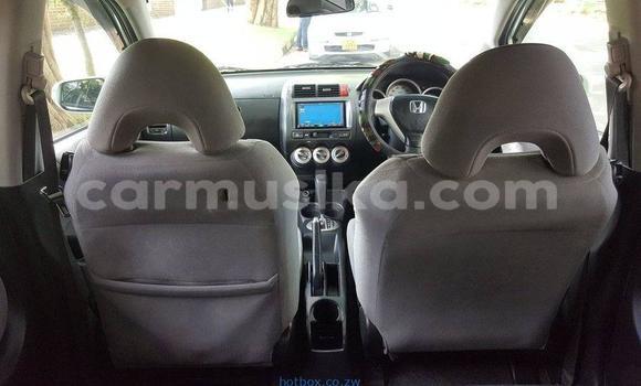 Buy Used Honda Fit Green Car in Beitbridge in Matabeleland South Buy Used Honda Fit Green Car in Beitbridge in Matabeleland South