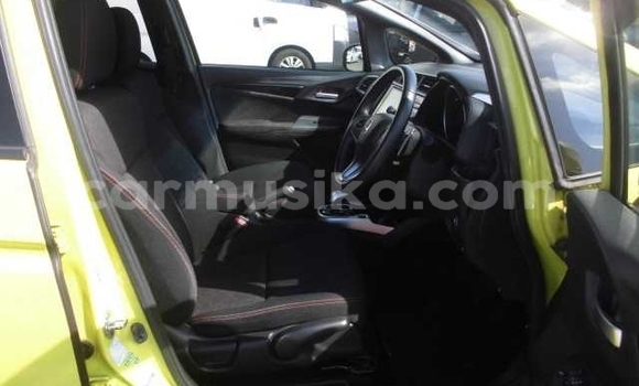 Buy Used Honda Fit Green Car in Beitbridge in Matabeleland South Buy Used Honda Fit Green Car in Beitbridge in Matabeleland South