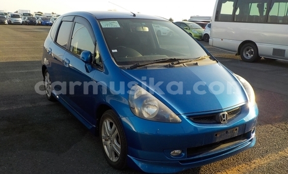 Acheter Occasion Voiture Honda Fit Bleu à Beitbridge, Matabeleland South