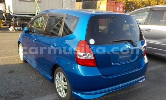 Buy Used Honda Fit Blue Car in Beitbridge in Matabeleland South Buy Used Honda Fit Blue Car in Beitbridge in Matabeleland South
