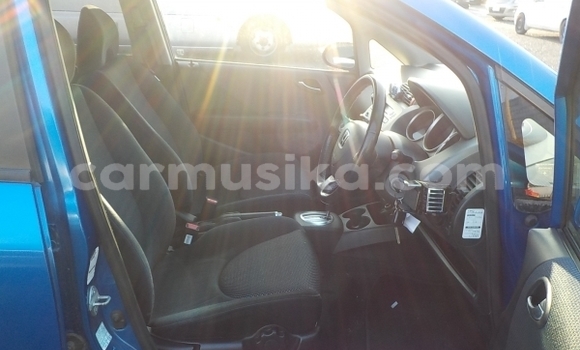 Buy Used Honda Fit Blue Car in Beitbridge in Matabeleland South Buy Used Honda Fit Blue Car in Beitbridge in Matabeleland South