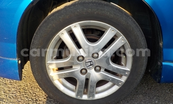 Buy Used Honda Fit Blue Car in Beitbridge in Matabeleland South Buy Used Honda Fit Blue Car in Beitbridge in Matabeleland South