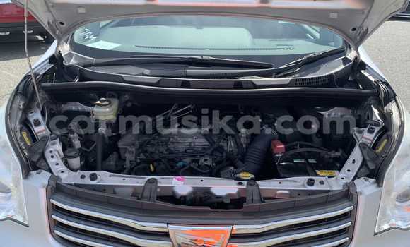 Buy Used Toyota Noah Silver Car in Beitbridge in Matabeleland South Buy Used Toyota Noah Silver Car in Beitbridge in Matabeleland South