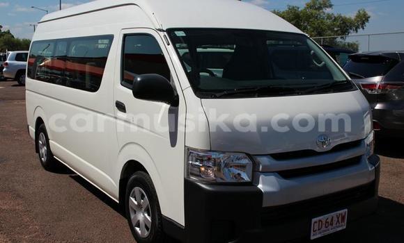 Tenga Tsaru Toyota Hiace Zvimwe Mota in Harare in Harare Tenga Tsaru Toyota Hiace Zvimwe Mota in Harare in Harare