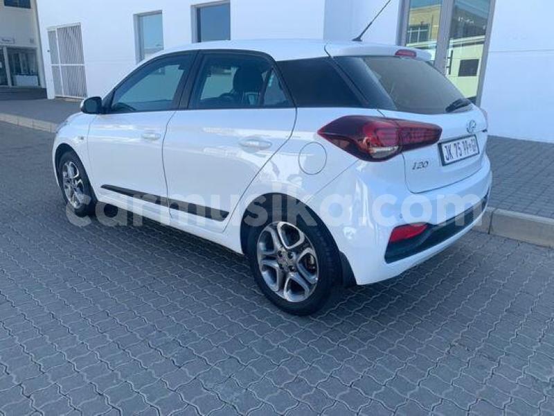 Big with watermark hyundai i20 matabeleland south beitbridge 32165