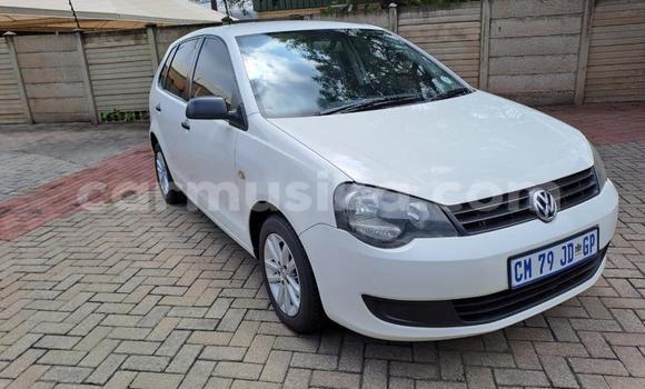 Tenga Tsaru Volkswagen Polo Chena Mota in Beitbridge in Matabeleland South Tenga Tsaru Volkswagen Polo Chena Mota in Beitbridge in Matabeleland South