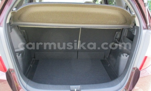 Nunua Ilio tumika Honda Fit Beige Gari ndani ya Beitbridge nchini Matabeleland Kusini Nunua Ilio tumika Honda Fit Beige Gari ndani ya Beitbridge nchini Matabeleland Kusini