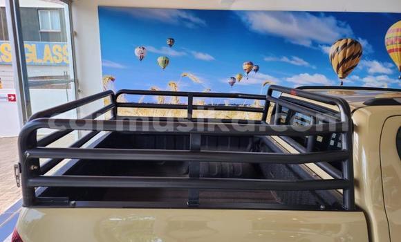 Buy Used Toyota Hilux Brown Car in Beitbridge in Matabeleland South Buy Used Toyota Hilux Brown Car in Beitbridge in Matabeleland South