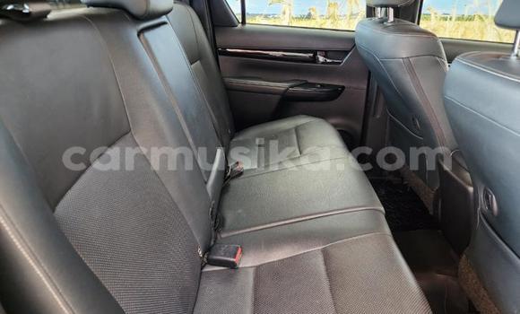 Buy Used Toyota Hilux Brown Car in Beitbridge in Matabeleland South Buy Used Toyota Hilux Brown Car in Beitbridge in Matabeleland South