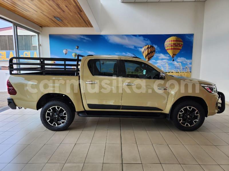 Big with watermark toyota hilux matabeleland south beitbridge 32174