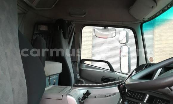 Acheter Occasion Utilitaire Nissan UD Blanc à Beitbridge, Matabeleland South Acheter Occasion Utilitaire Nissan UD Blanc à Beitbridge, Matabeleland South