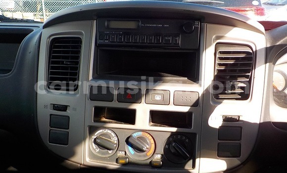 Buy Used Nissan Caravan Silver Car in Beitbridge in Matabeleland South Buy Used Nissan Caravan Silver Car in Beitbridge in Matabeleland South