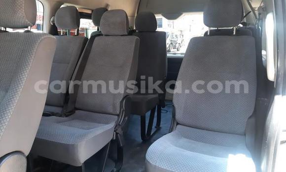 Tenga Tsaru Toyota Hiace Chena Mota in Beitbridge in Matabeleland South Tenga Tsaru Toyota Hiace Chena Mota in Beitbridge in Matabeleland South