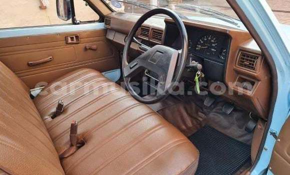 Buy Used Toyota Hilux Blue Car in Beitbridge in Matabeleland South Buy Used Toyota Hilux Blue Car in Beitbridge in Matabeleland South