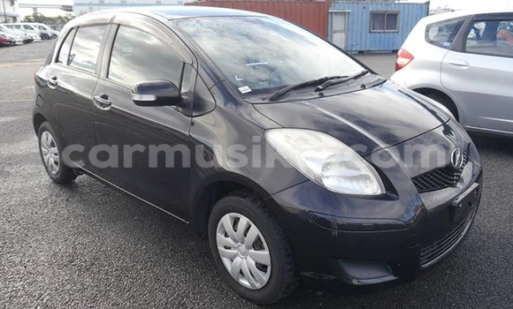 Buy Used Toyota Vitz Black Car in Beitbridge in Matabeleland South