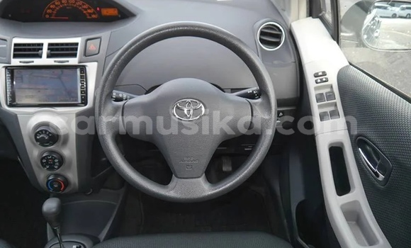 Acheter Occasion Voiture Toyota Vitz Noir à Beitbridge, Matabeleland South Acheter Occasion Voiture Toyota Vitz Noir à Beitbridge, Matabeleland South