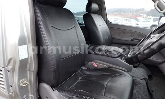 Acheter Occasion Voiture Nissan Caravan Gris à Beitbridge, Matabeleland South Acheter Occasion Voiture Nissan Caravan Gris à Beitbridge, Matabeleland South