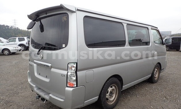 Acheter Occasion Voiture Nissan Caravan Gris à Beitbridge, Matabeleland South Acheter Occasion Voiture Nissan Caravan Gris à Beitbridge, Matabeleland South