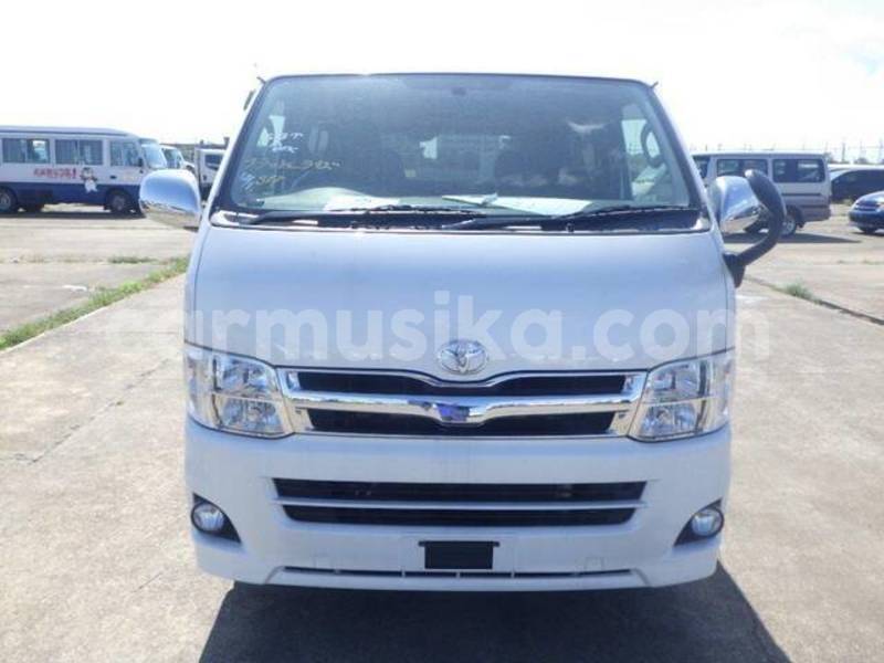 Big with watermark toyota hiace matabeleland south beitbridge 32202