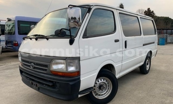 Nunua Ilio tumika Toyota Hiace Nyeupe Gari ndani ya Beitbridge nchini Matabeleland Kusini