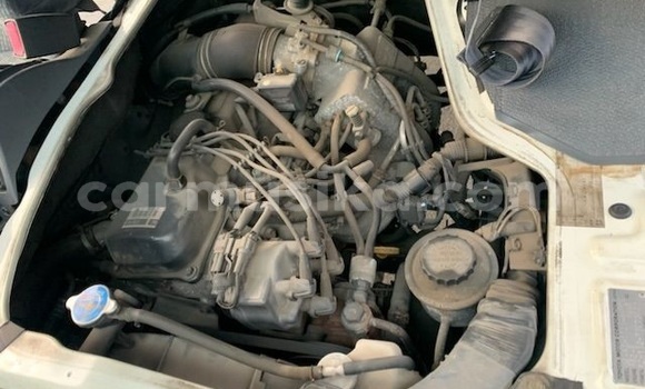 Buy Used Toyota Hiace White Car in Beitbridge in Matabeleland South Buy Used Toyota Hiace White Car in Beitbridge in Matabeleland South