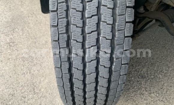 Buy Used Toyota Hiace White Car in Beitbridge in Matabeleland South Buy Used Toyota Hiace White Car in Beitbridge in Matabeleland South