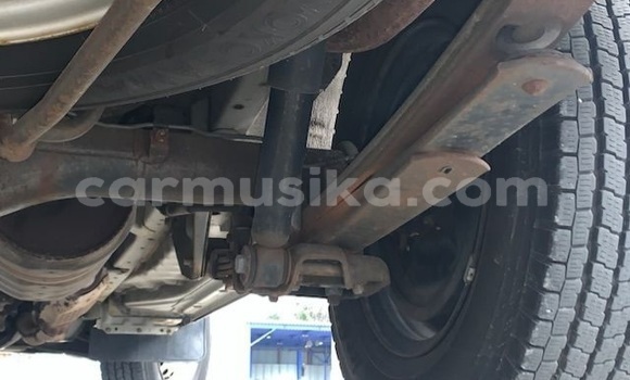 Buy Used Toyota Hiace White Car in Beitbridge in Matabeleland South Buy Used Toyota Hiace White Car in Beitbridge in Matabeleland South