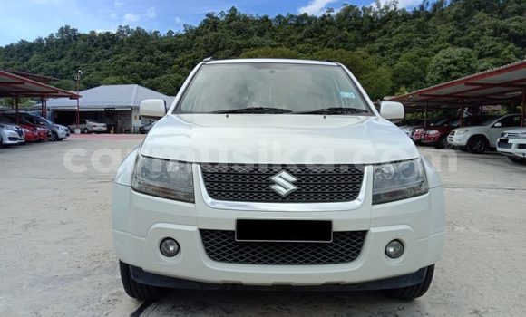Acheter Occasion Voiture Suzuki Swift Blanc à Beitbridge, Matabeleland South Acheter Occasion Voiture Suzuki Swift Blanc à Beitbridge, Matabeleland South