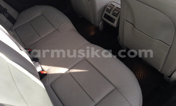 Acheter Occasion Voiture Mercedes‒Benz E–Class Gris à Borrowdale, Harare Acheter Occasion Voiture Mercedes‒Benz E–Class Gris à Borrowdale, Harare
