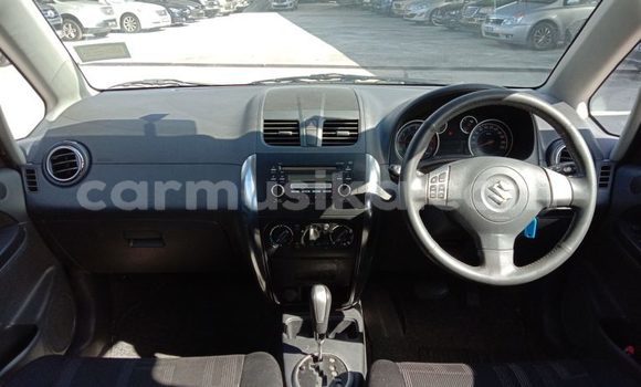 Acheter Occasion Voiture Suzuki Swift Rouge à Beitbridge, Matabeleland South Acheter Occasion Voiture Suzuki Swift Rouge à Beitbridge, Matabeleland South