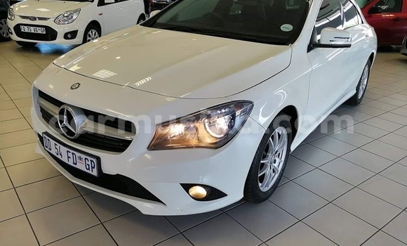 Tenga Tsaru Mercedes‒Benz CLA-klasse Chena Mota in Beitbridge in Matabeleland South Tenga Tsaru Mercedes‒Benz CLA-klasse Chena Mota in Beitbridge in Matabeleland South