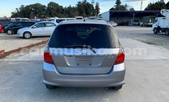 Acheter Occasion Voiture Honda Fit Gris à Beitbridge, Matabeleland South Acheter Occasion Voiture Honda Fit Gris à Beitbridge, Matabeleland South