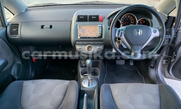 Acheter Occasion Voiture Honda Fit Gris à Beitbridge, Matabeleland South Acheter Occasion Voiture Honda Fit Gris à Beitbridge, Matabeleland South