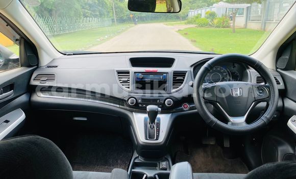 Buy Import Honda CRâV Blue Car in Harare in Harare Buy Import Honda CRâV Blue Car in Harare in Harare