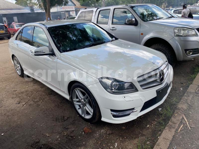 Big with watermark mercedes benz 200 harare harare 32214