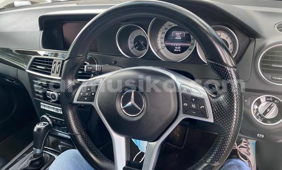 Acheter Neuf Voiture Mercedes‒Benz 200 Blanc à Harare, Harare Acheter Neuf Voiture Mercedes‒Benz 200 Blanc à Harare, Harare