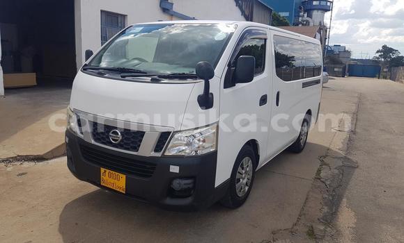 Acheter Neuf Voiture Nissan Nv350 Blanc à Harare, Harare Acheter Neuf Voiture Nissan Nv350 Blanc à Harare, Harare