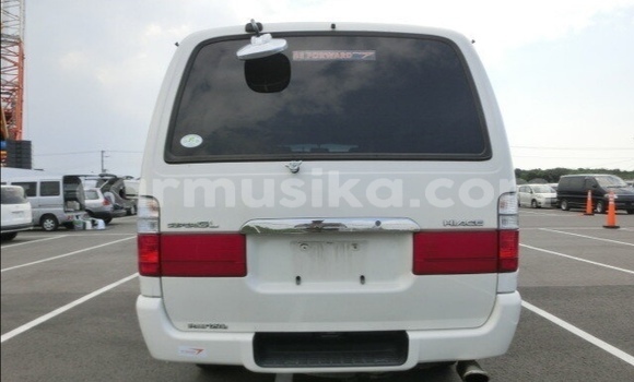 Acheter Occasion Voiture Toyota Hiace Blanc à Beitbridge, Matabeleland South Acheter Occasion Voiture Toyota Hiace Blanc à Beitbridge, Matabeleland South