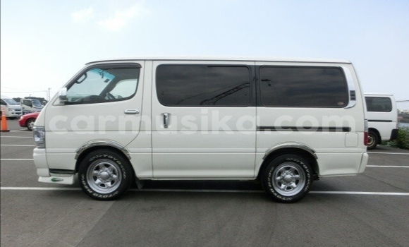 Acheter Occasion Voiture Toyota Hiace Blanc à Beitbridge, Matabeleland South Acheter Occasion Voiture Toyota Hiace Blanc à Beitbridge, Matabeleland South