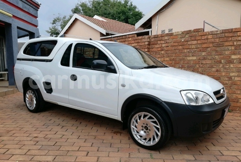 Big with watermark opel corsa matabeleland south beitbridge 32217