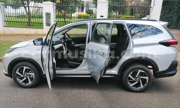Acheter Occasion Voiture Toyota Raum Gris à Beitbridge, Matabeleland South Acheter Occasion Voiture Toyota Raum Gris à Beitbridge, Matabeleland South