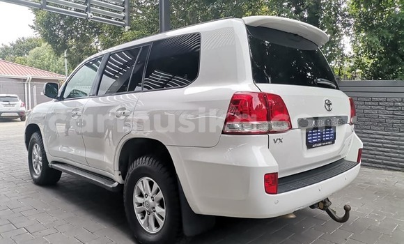 Acheter Occasion Voiture Toyota Land Cruiser Prado Blanc à Beitbridge, Matabeleland South Acheter Occasion Voiture Toyota Land Cruiser Prado Blanc à Beitbridge, Matabeleland South