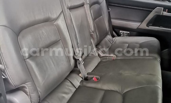 Acheter Occasion Voiture Toyota Land Cruiser Prado Blanc à Beitbridge, Matabeleland South Acheter Occasion Voiture Toyota Land Cruiser Prado Blanc à Beitbridge, Matabeleland South