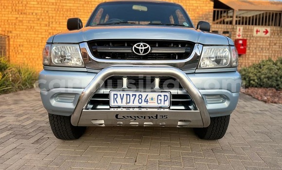 Acheter Occasion Voiture Toyota Hilux Bleu à Beitbridge, Matabeleland South Acheter Occasion Voiture Toyota Hilux Bleu à Beitbridge, Matabeleland South