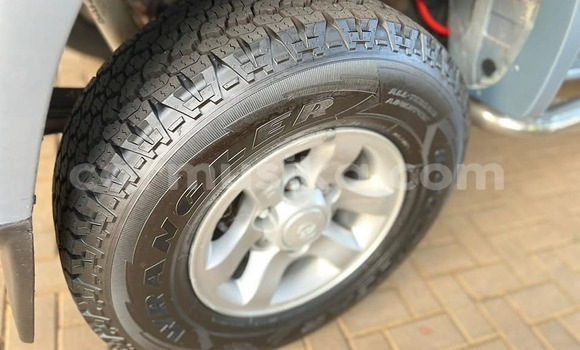 Acheter Occasion Voiture Toyota Hilux Bleu à Beitbridge, Matabeleland South Acheter Occasion Voiture Toyota Hilux Bleu à Beitbridge, Matabeleland South